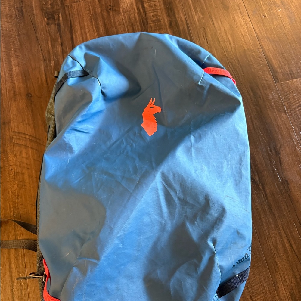 Cotopaxi Blue Allpa 35L Travel Pack